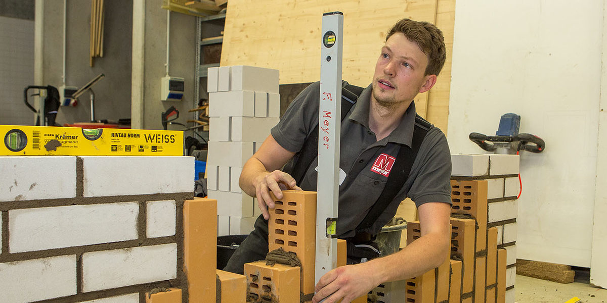 Handwerk: Wirtschaftslage gut, starke Auslastung, Prognosen verhaltener Handwerk: Wirtschaftslage gut, starke Auslastung, Prognosen verhaltener